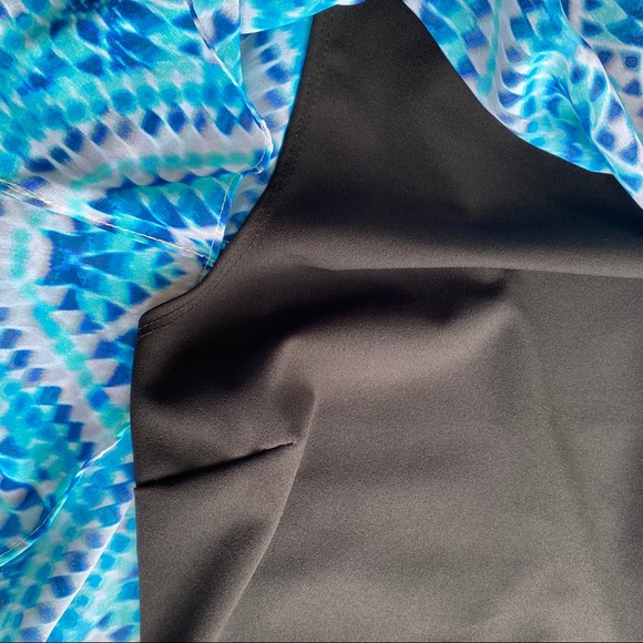 Alice & Olive 2X Asymmetrical Overlay Dress - Picture 5 of 8